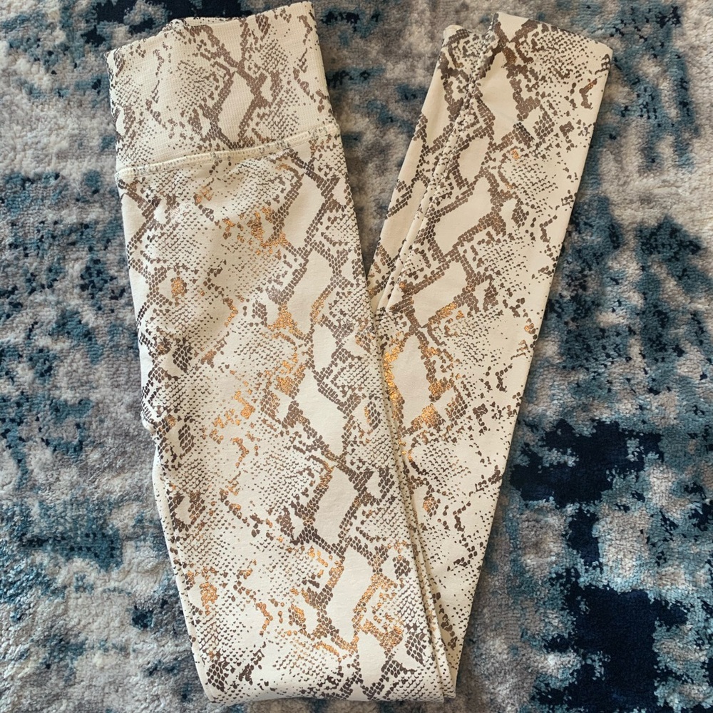 Snake Skin Fleece Lined Leggins